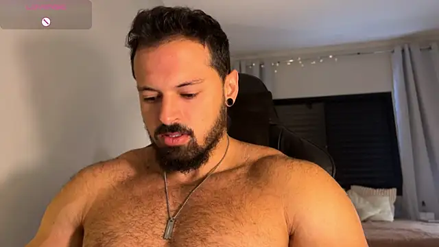 Snapshot of Lucasfit24 chatting on 14, 12, 2025 Lucasfit24 online show from 14, 12, 2025