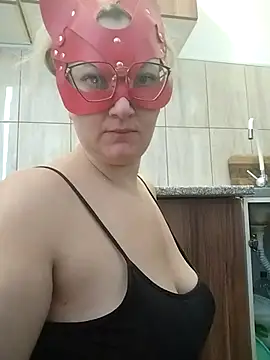 Snapshot of blondaf chatting on 5, 12, 2025 blondaf online show from 5, 12, 2025