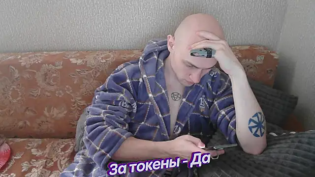 Snapshot of johnny_positive chatting on 4, 3, 2025 johnny positive online show from 4, 3, 2025