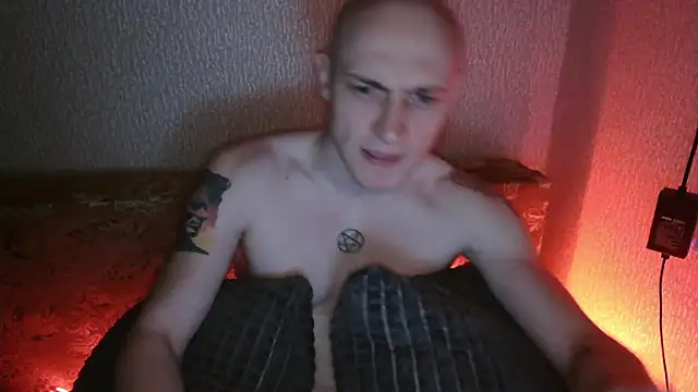 Snapshot of johnny_positive chatting on 5, 3, 2025 johnny positive online show from 5, 3, 2025