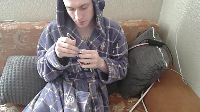 Snapshot of johnny_positive chatting on 7, 3, 2025 johnny positive online show from 7, 3, 2025