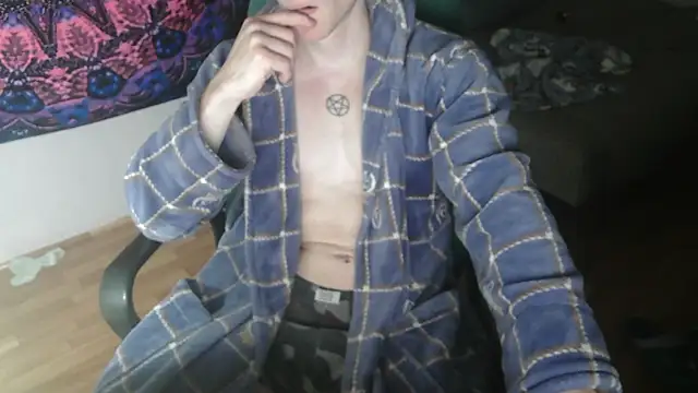 Snapshot of johnny_positive chatting on 12, 9, 2025 johnny positive online show from 12, 9, 2025