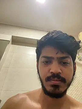 cute modell online show from 15, 1, 2025