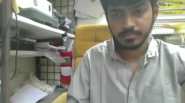 cute modell online show from 16, 1, 2025