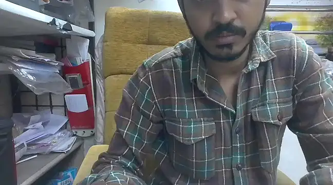 cute modell online show from 13, 2, 2025