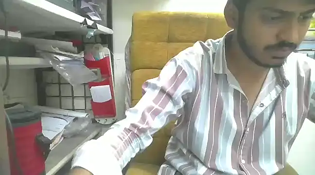 cute modell online show from 25, 2, 2025