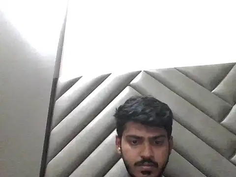 cute modell online show from 3, 12, 2025