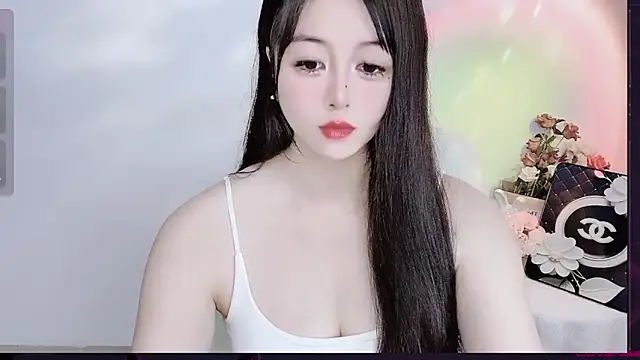 Snapshot of LiLiLily chatting on 26, 9, 2025 LiLiLily online show from 26, 9, 2025