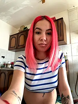 Tinkarbell21 online show from 23, 10, 2025