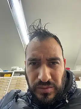 Snapshot of leonardohot1987 chatting on 4, 2, 2026 leonardohot1987 online show from 4, 2, 2026