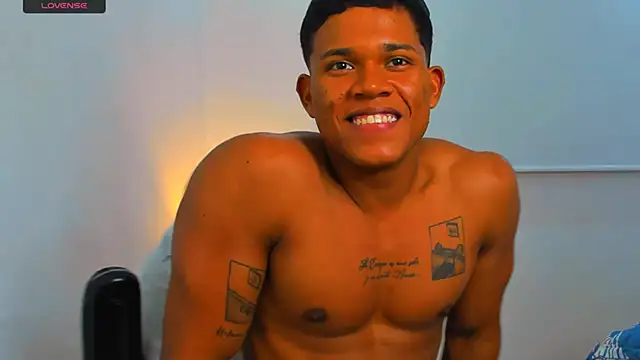 Snapshot of maxsteel177 chatting on 15, 3, 2025 maxsteel177 online show from 15, 3, 2025