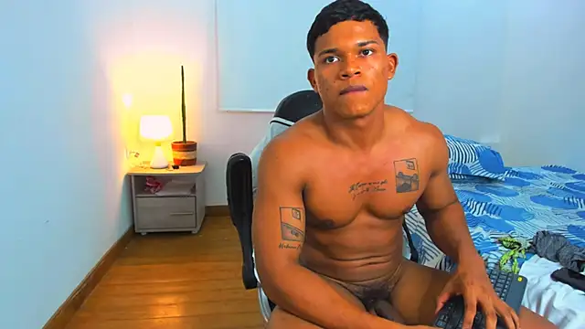 Snapshot of maxsteel177 chatting on 23, 3, 2025 maxsteel177 online show from 23, 3, 2025