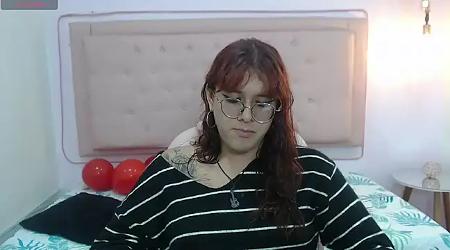 Snapshot of kathepickmanx chatting on 15, 2, 2025 kathepickmanx online show from 15, 2, 2025