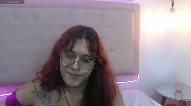 Snapshot of kathepickmanx chatting on 2, 3, 2025 kathepickmanx online show from 2, 3, 2025
