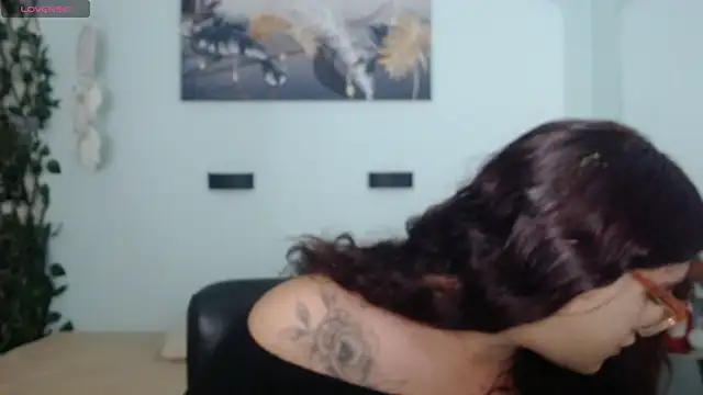 Snapshot of kathepickmanx chatting on 5, 12, 2025 kathepickmanx online show from 5, 12, 2025