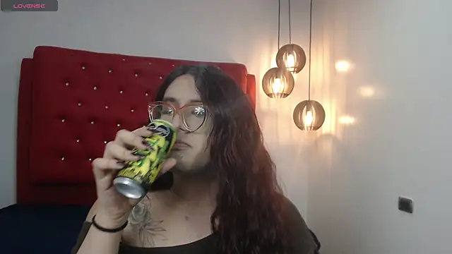 Snapshot of kathepickmanx chatting on 14, 12, 2025 kathepickmanx online show from 14, 12, 2025