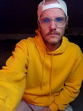 Snapshot of SoxxyNsh chatting on 15, 10, 2025 SoxxyNsh online show from 15, 10, 2025