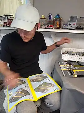 Snapshot of SoxxyNsh chatting on 27, 10, 2025 SoxxyNsh online show from 27, 10, 2025