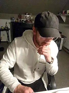 Snapshot of SoxxyNsh chatting on 8, 11, 2025 SoxxyNsh online show from 8, 11, 2025