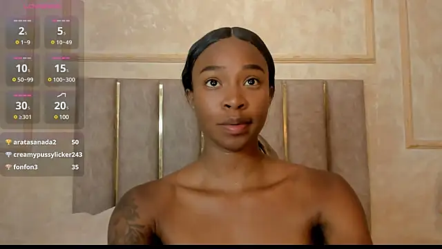 Snapshot of LilaBeily chatting on 11, 2, 2025 LilaBeily online show from 11, 2, 2025