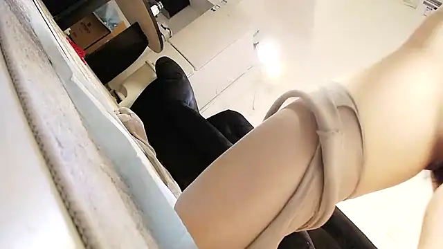 Hey-Cute online show from 7, 2, 2025