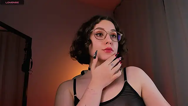 Snapshot of Eva_Moss_ chatting on 4, 3, 2025 Eva Moss online show from 4, 3, 2025