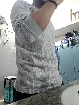 13horny13 online show from 4, 2, 2025