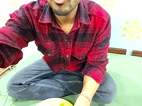 13horny13 online show from 27, 2, 2025