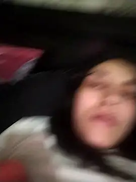 Snapshot of Rosanna_Rennie chatting on 12, 3, 2025 Rosanna Rennie online show from 12, 3, 2025