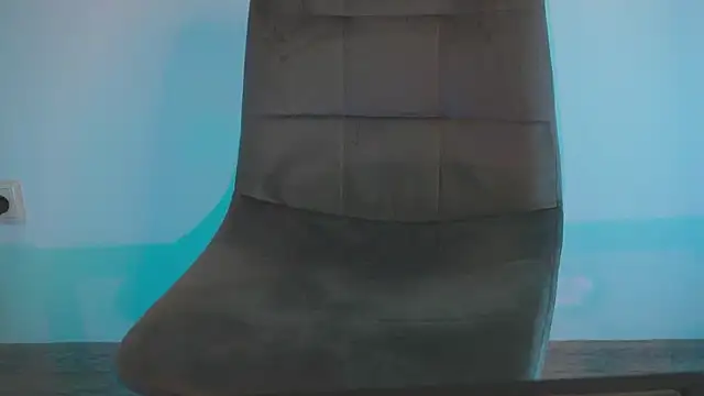 Snapshot of milasmiu chatting on 23, 1, 2025 milasmiu online show from 23, 1, 2025