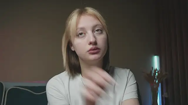 Snapshot of milasmiu chatting on 11, 2, 2025 milasmiu online show from 11, 2, 2025