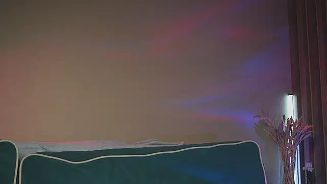 Snapshot of milasmiu chatting on 11, 2, 2025 milasmiu online show from 11, 2, 2025