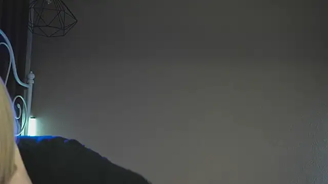 Snapshot of milasmiu chatting on 15, 2, 2025 milasmiu online show from 15, 2, 2025