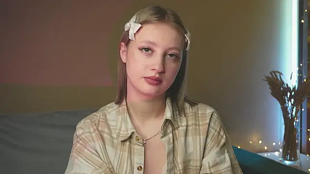 Snapshot of milasmiu chatting on 21, 3, 2025 milasmiu online show from 21, 3, 2025