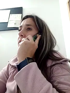 CHARLOTTE 1711 online show from 3, 2, 2025