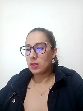 CHARLOTTE 1711 online show from 15, 2, 2025