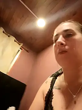 CHARLOTTE 1711 online show from 25, 4, 2026