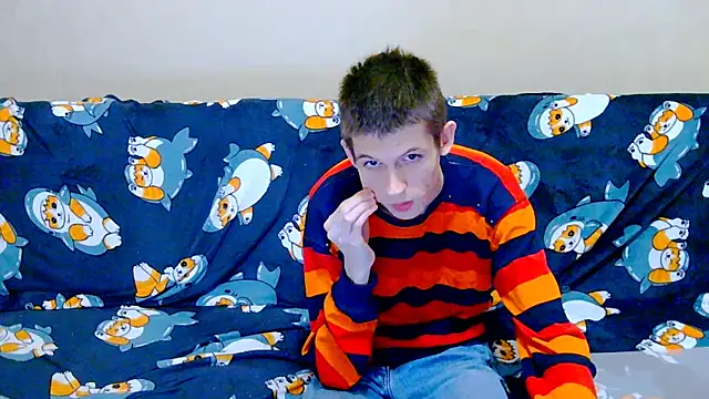 Snapshot of Lester_Broo chatting on 19, 12, 2025 Lester Broo online show from 19, 12, 2025