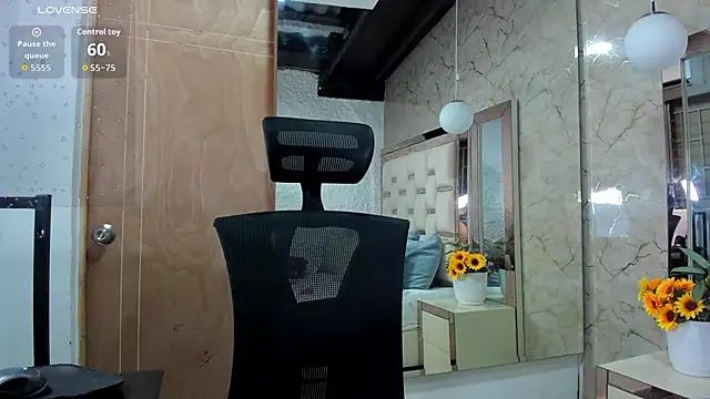 katleya lewiis online show from 3, 3, 2026