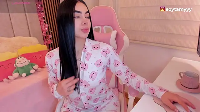 tamy xoo online show from 12, 11, 2025