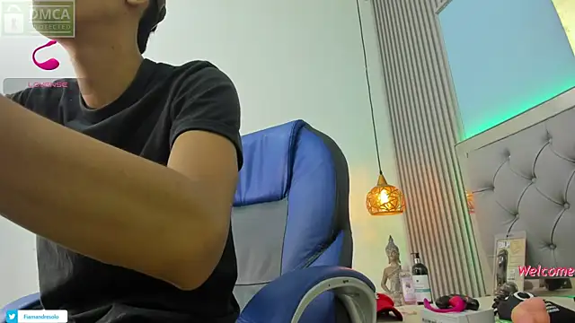 Snapshot of HarolddXL chatting on 14, 11, 2025 HarolddXL online show from 14, 11, 2025