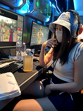 Snapshot of anan2025 chatting on 21, 11, 2025 anan2025 online show from 21, 11, 2025