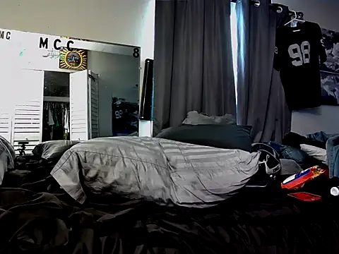 Snapshot of 1badfucka chatting on 24, 2, 2025 1badfucka online show from 24, 2, 2025