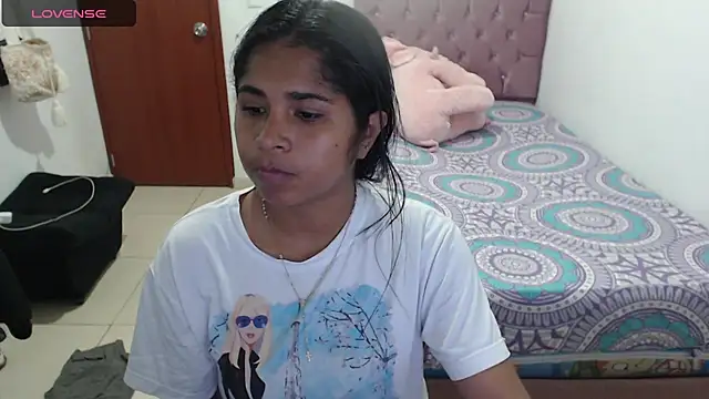 Snapshot of july-feria chatting on 12, 1, 2025 july-feria online show from 12, 1, 2025