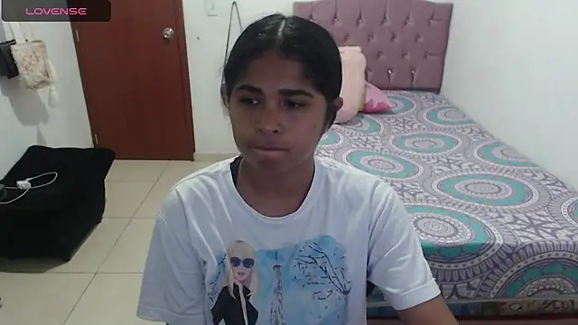 Snapshot of july-feria chatting on 5, 2, 2025 july-feria online show from 5, 2, 2025