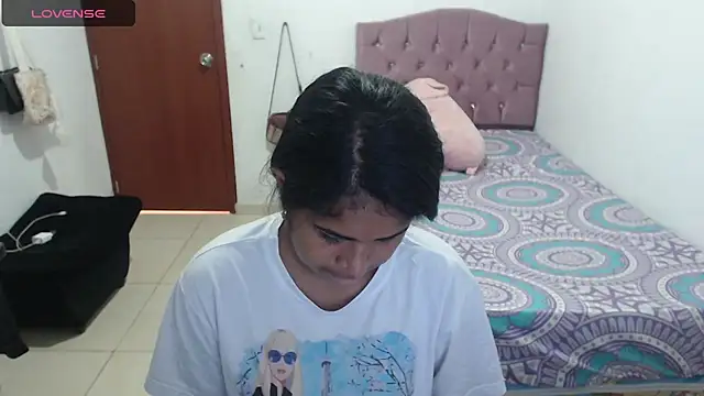 Snapshot of july-feria chatting on 18, 2, 2025 july-feria online show from 18, 2, 2025