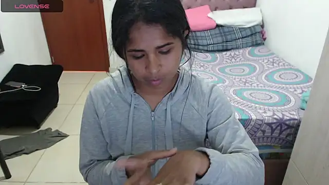 Snapshot of july-feria chatting on 14, 3, 2025 july-feria online show from 14, 3, 2025