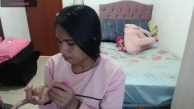 Snapshot of july-feria chatting on 8, 9, 2025 july-feria online show from 8, 9, 2025