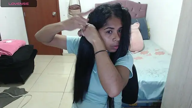 Snapshot of july-feria chatting on 17, 9, 2025 july-feria online show from 17, 9, 2025