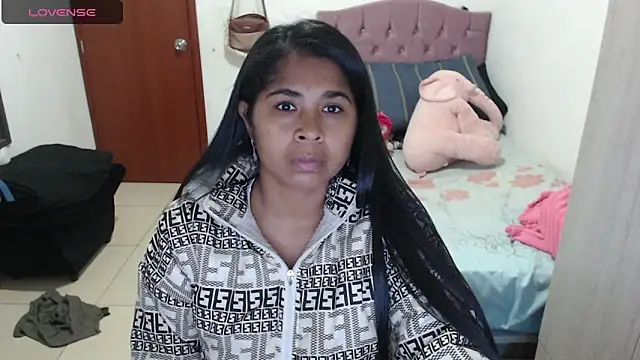 Snapshot of july-feria chatting on 18, 9, 2025 july-feria online show from 18, 9, 2025